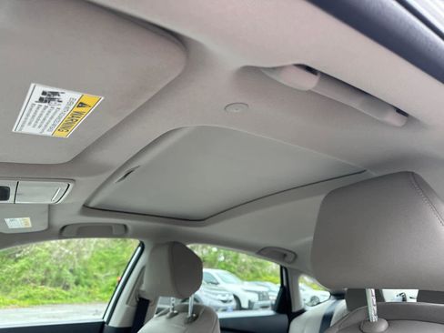 Used 2023 Honda Accord EX image 15