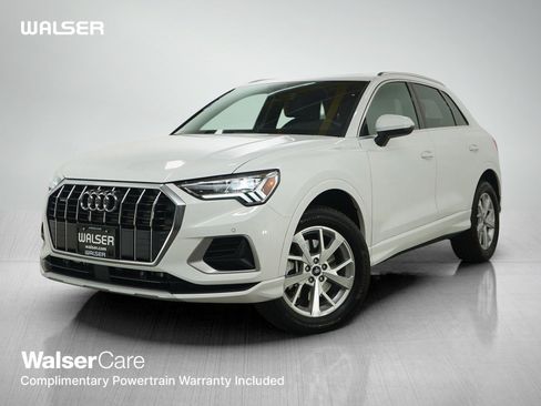 Used 2023 Audi Q3 2.0T Premium w/ Convenience Package AWD/4WD image 1