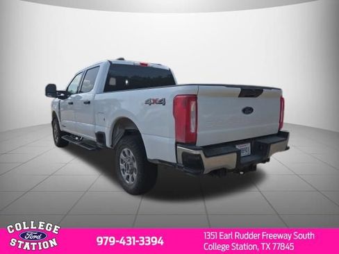 Used 2024 Ford F250 XLT AWD/4WD image 4