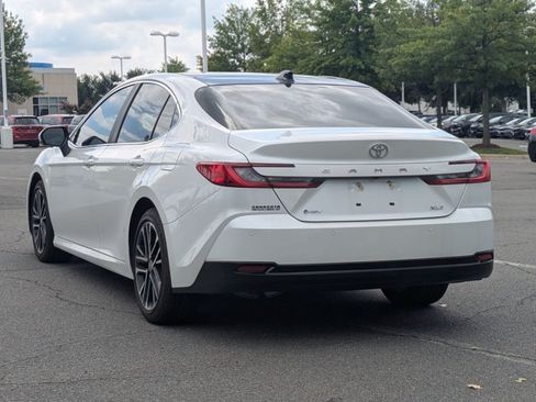 Used 2025 Toyota Camry XLE w/ Premium Plus Package FWD image 7