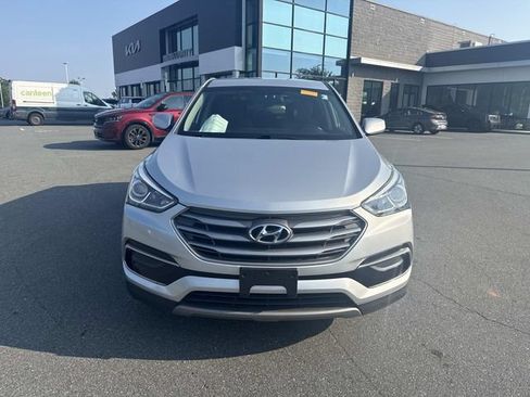 Used 2017 Hyundai Santa Fe Sport AWD/4WD image 2