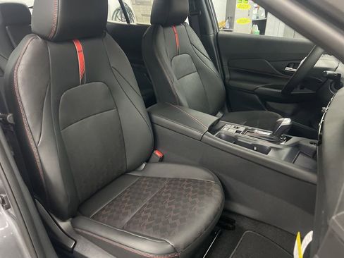 New 2026 Nissan Sentra SR w/ SR Premium Package FWD image 44