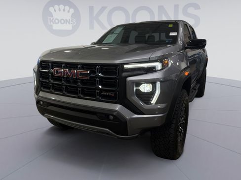 Used 2023 GMC Canyon AT4 w/ AT4 Premium Package AWD/4WD image 1