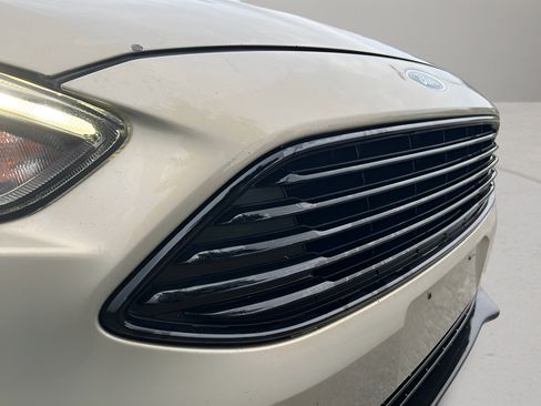 Used 2016 Ford Focus SE FWD image 30