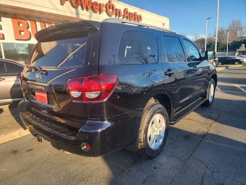 Used 2020 Toyota Sequoia SR5 image 4