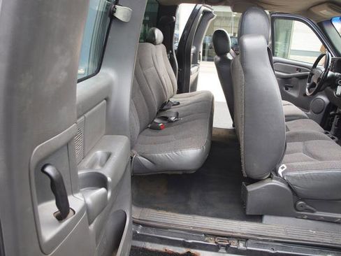 Used 2003 Chevrolet Silverado 1500 2WD Extended Cab w/ Exterior Appearance Package image 7