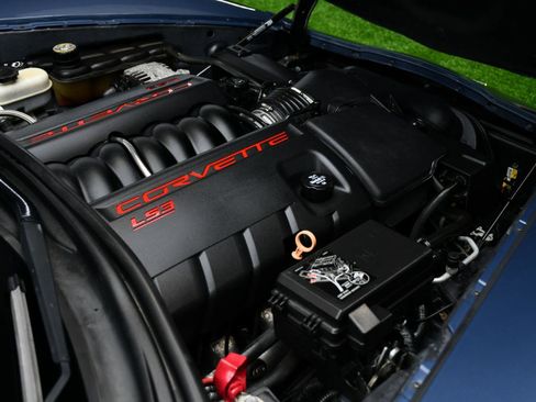 Used 2011 Chevrolet Corvette Grand Sport w/ Preferred Equipment Group RWD image 15