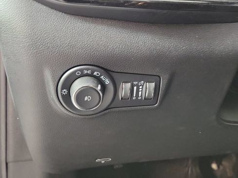 Used 2022 Jeep Compass Trailhawk AWD/4WD image 13