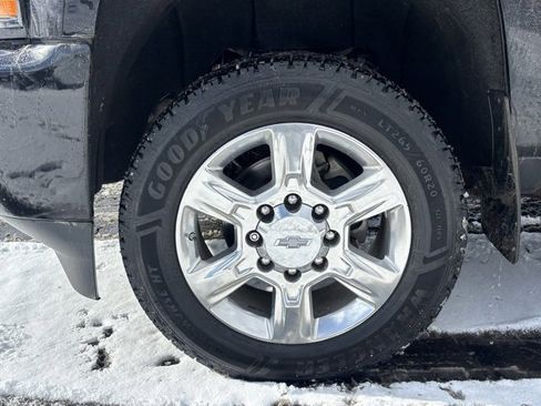 Used 2019 Chevrolet Silverado 2500 LTZ w/ Duramax Plus Package image 8