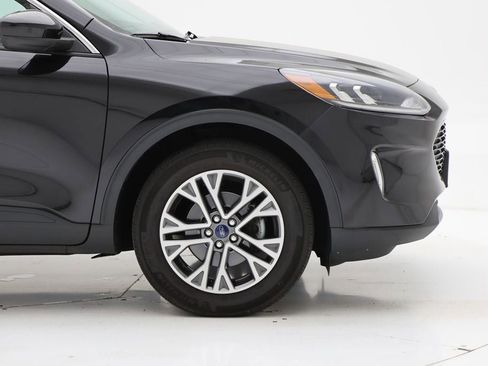 Used 2022 Ford Escape SEL image 3