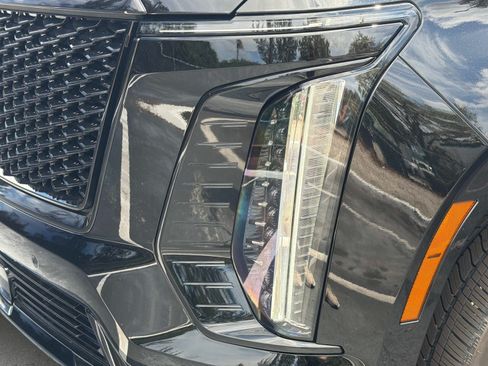 Used 2025 Cadillac Escalade Sport Platinum AWD/4WD image 10