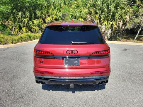 Certified 2024 Audi SQ7 Premium Plus w/ Executive Package image 5