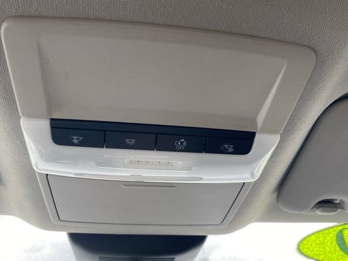 Used 2020 Nissan Sentra SV FWD image 23