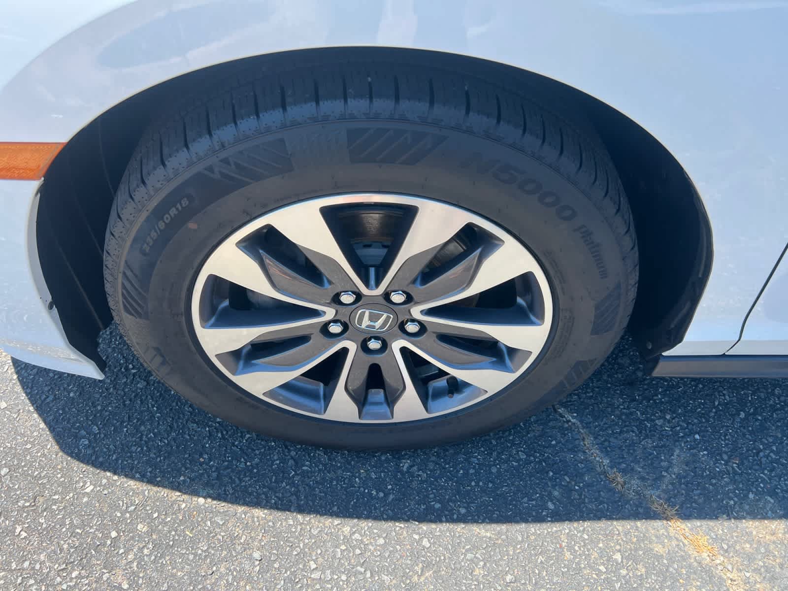 Used 2022 Honda Odyssey EX-L image 10