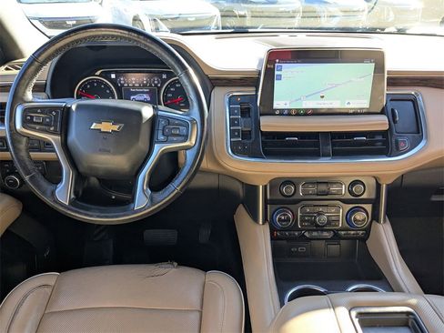 Used 2021 Chevrolet Suburban Premier image 24