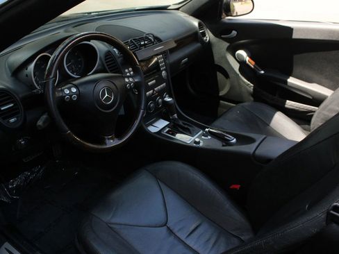 Used 2008 Mercedes-Benz SLK 350 image 13