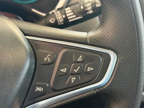 Used 2024 Chevrolet Equinox LS w/ Driver Confidence II Package FWD image 24
