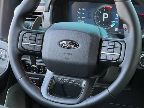 Used 2025 Ford F150 Raptor AWD/4WD image 27