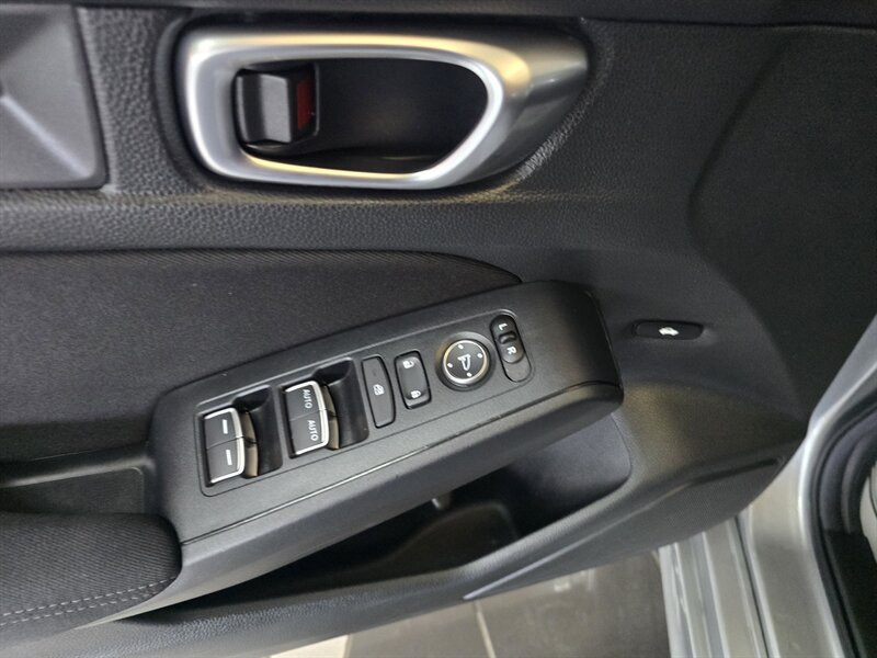 Used 2025 Honda Civic LX image 17