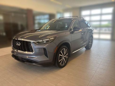 Used 2024 INFINITI QX60 Sensory w/ Vision Package AWD/4WD image 4