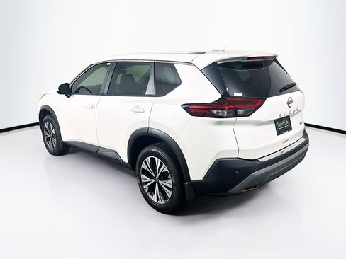 Used 2023 Nissan Rogue SV image 5