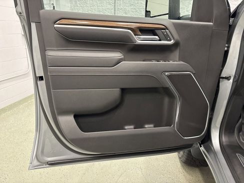 New 2026 Chevrolet Silverado 3500 LT image 15