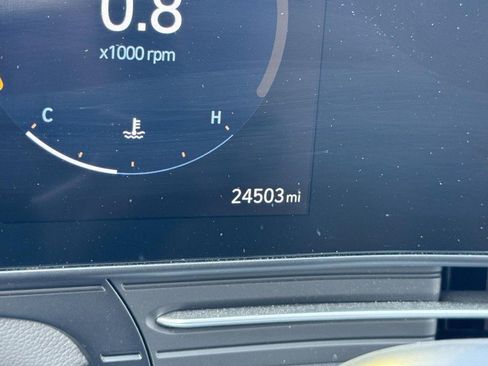Used 2024 Hyundai Kona SEL w/ Convenience Package AWD/4WD image 18
