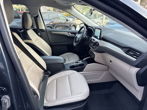 Used 2022 Ford Escape SEL AWD/4WD image 17