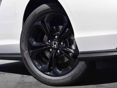 New 2025 Honda Accord SE