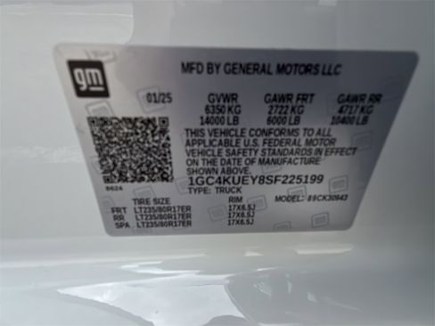 Used 2025 Chevrolet Silverado 3500 LTZ w/ LTZ Plus Package image 39