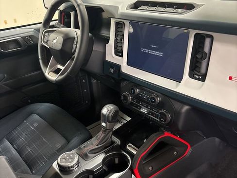 New 2025 Ford Bronco Heritage Edition image 31