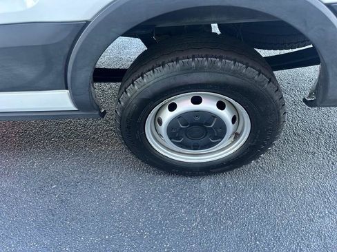 Used 2021 Ford Transit 250 Medium Roof image 38