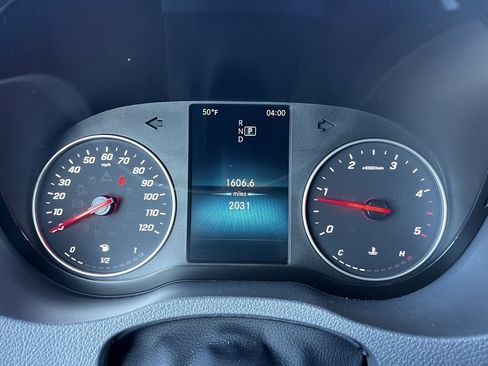 Used 2024 Mercedes-Benz Sprinter 2500 image 13