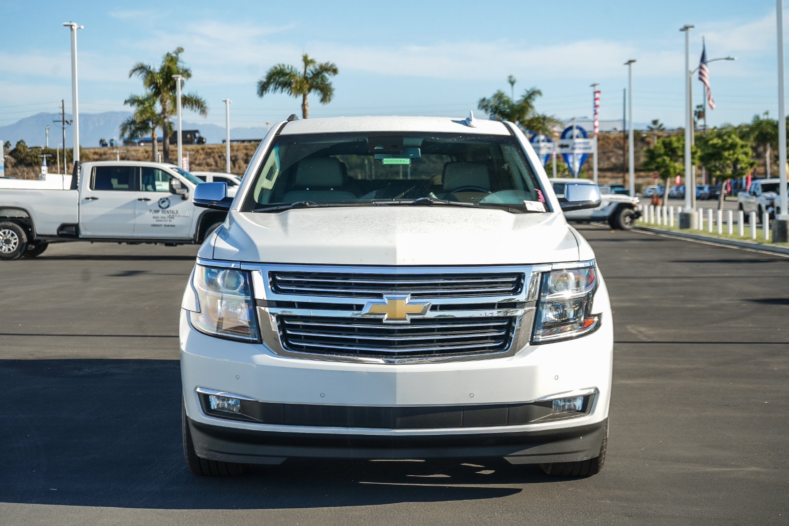 Used 2020 Chevrolet Suburban Premier RWD image 2