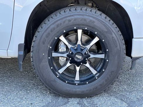 Used 2024 Chevrolet Silverado 1500 RST w/ Z71 Off-Road Package image 9