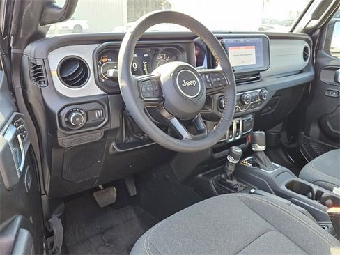 Used 2024 Jeep Wrangler Sport S image 11