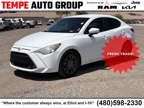 Used 2019 Toyota Yaris LE FWD image 1