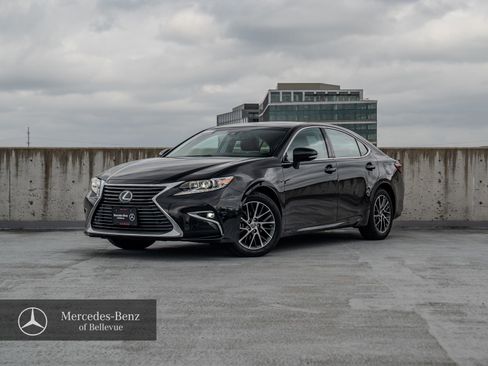 Used 2017 Lexus ES 350 w/ Navigation System Package FWD image 1