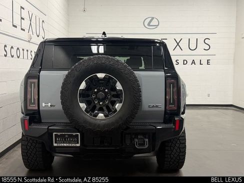 Used 2024 GMC Hummer EV 2X w/ Extreme Off-Road Package image 5