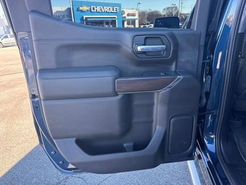 Certified 2021 GMC Sierra 1500 SLT w/ SLT Convenience Package image 14