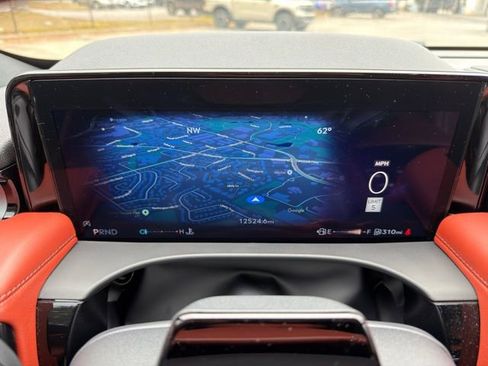 Used 2025 Lincoln Aviator Reserve w/ Equipment Group 201A image 17