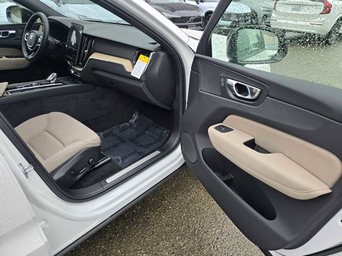 New 2026 Volvo XC60 B5 Plus w/ Climate Package image 12