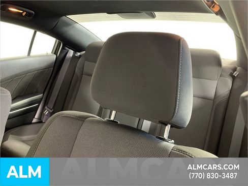 Used 2022 Dodge Charger SXT image 17