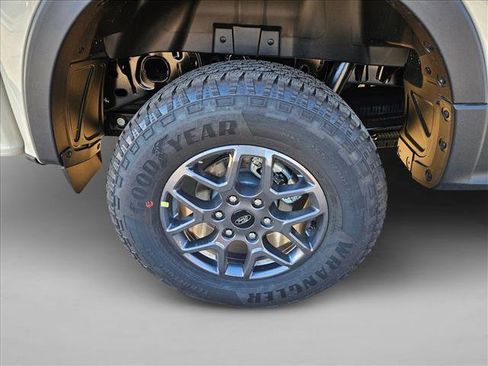 New 2025 Ford Ranger XLT w/ Equipment Group 301A High image 9