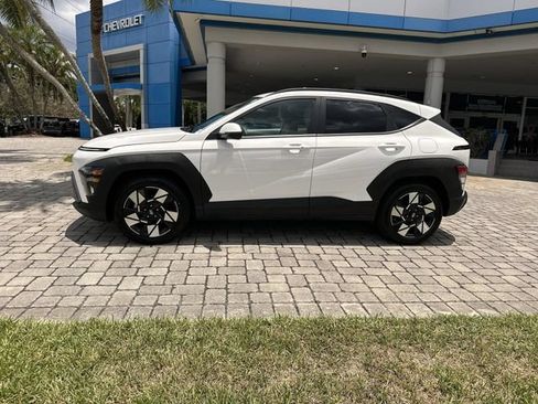 Used 2025 Hyundai Kona SEL FWD image 32
