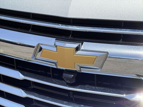 Used 2025 Chevrolet Tahoe LT RWD image 30
