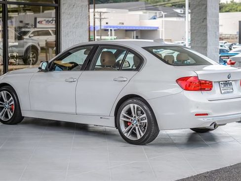 Used 2018 BMW 340i xDrive Sedan AWD/4WD image 7