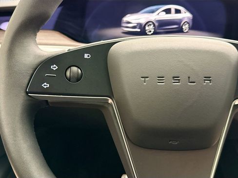 Used 2024 Tesla Model X AWD/4WD image 11