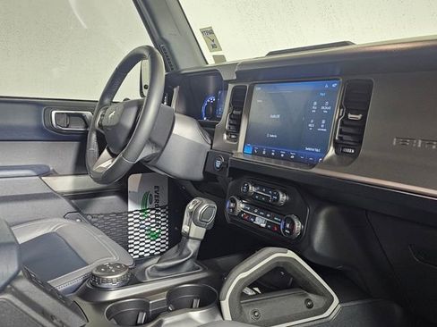 Used 2021 Ford Bronco First Edition image 10