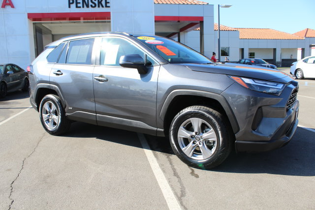 Certified 2025 Toyota RAV4 XLE AWD/4WD image 20